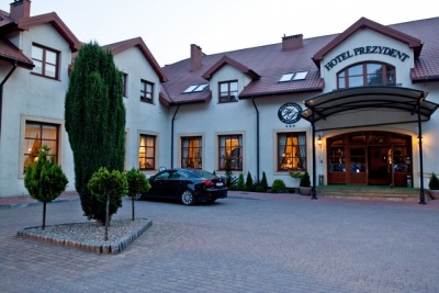 Front Hotelu