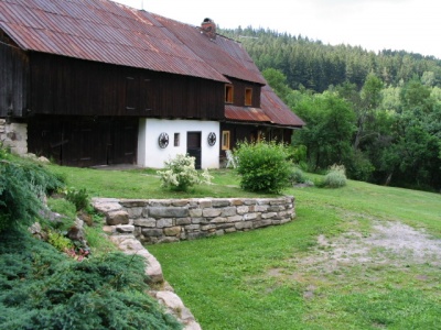 od strony skalniaczka