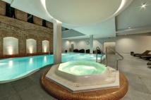 basen i jacuzzi