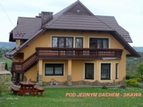 Pod Jednym Dachem-agroturystyka Skawa / Rabka